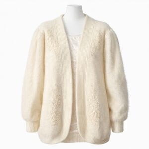 Elegant Cream Women's Embroidered Blazer